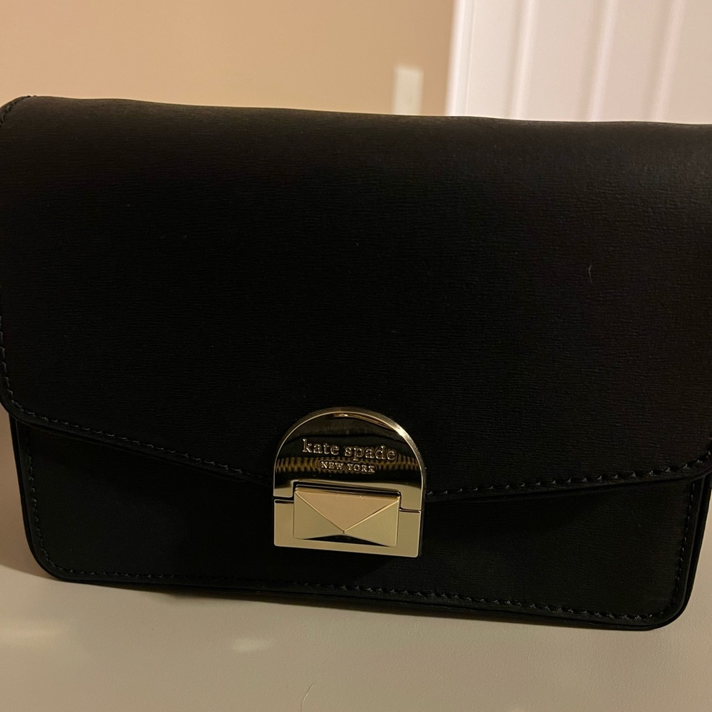 Black Kate spade bag